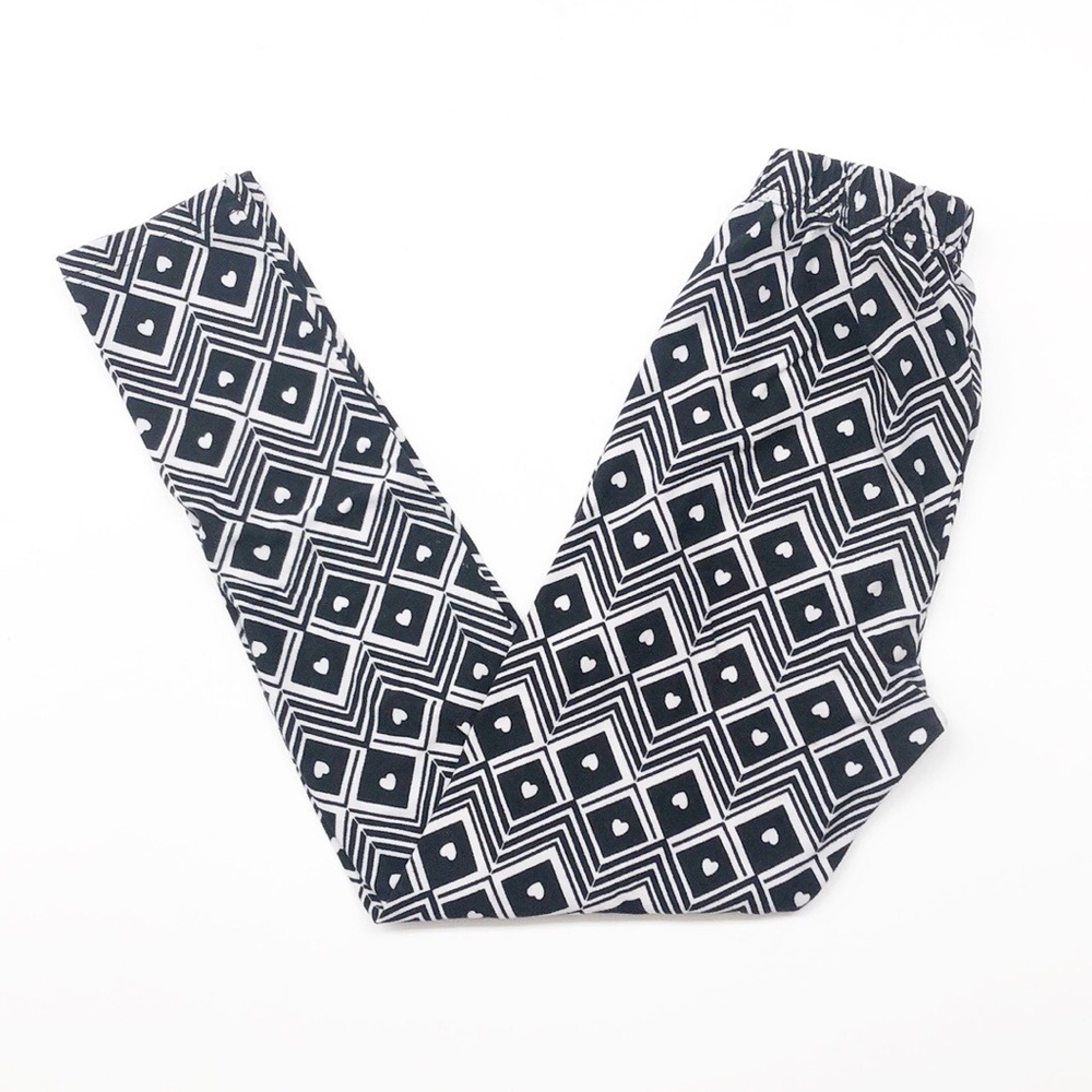 Freestyle Revolution girls heart print leggings